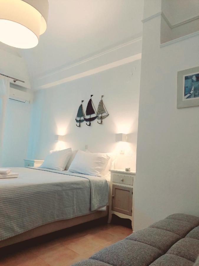 Hotel Matina Kamári Esterno foto